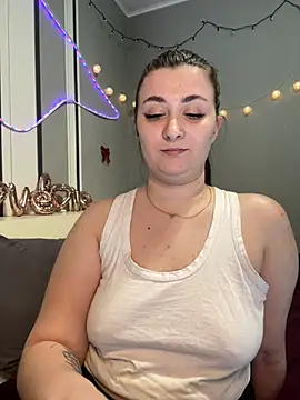 Jadelli online show from February 2025 10:21:01 PM