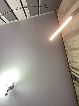 Jadelli online show from February 2025 09:41:02 PM