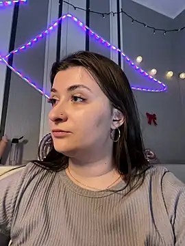 Jadelli online show from February 2025 09:46:01 PM