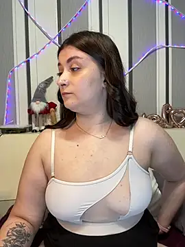 Jadelli online show from March 2025 07:04:02 PM