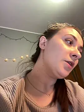 Jadelli online show from March 2025 07:23:01 PM