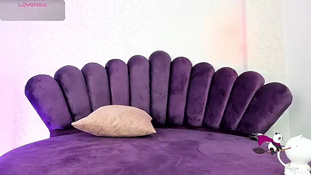 sofi soft  online show from October 2025 05:04:02 PM