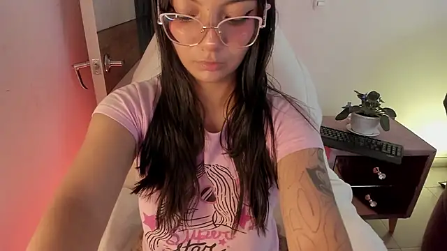 sofi soft  online show from July 2026 09:11:01 PM