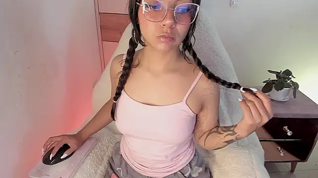 sofi soft  online show from July 2026 06:04:02 PM