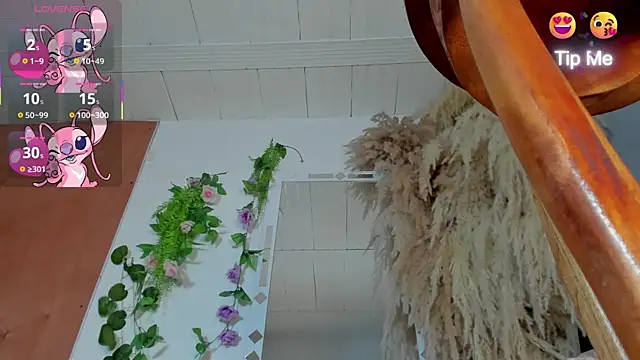 adhara hotter online show from October 2025 07:44:01 PM