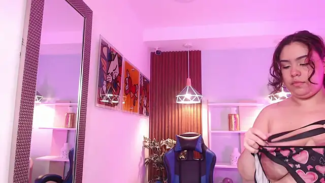 Dalila Sky online show from September 2025 06:10:02 PM