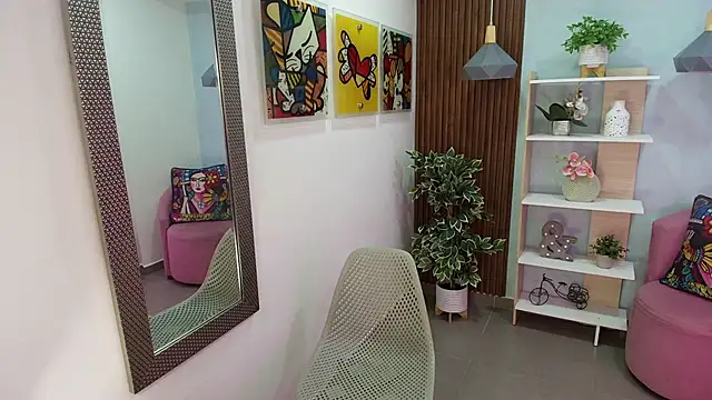 Dalila Sky online show from December 2025 11:04:02 AM