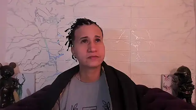 Im Milan Rs online show from February 2025 09:44:02 AM