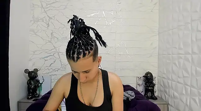 Im Milan Rs online show from February 2025 12:16:01 AM