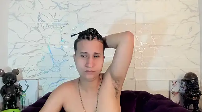 Im Milan Rs online show from February 2025 10:26:01 AM