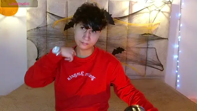 Im Milan Rs online show from October 2025 03:40:02 AM