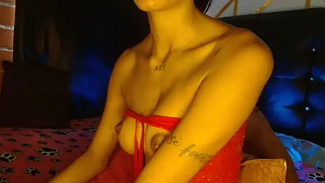 dulcelatina222 online show from November 2025 09:03:02 PM