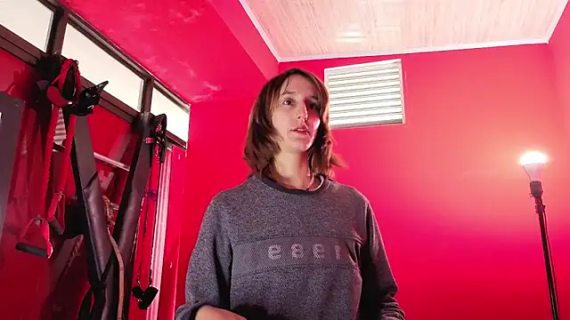 Ambar Roux  online show from March 2026 12:53:02 PM