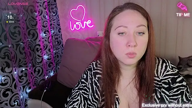 Snapshot of KellyCrystall chatting on January 2026 08:51:02 AM KellyCrystall online show from January 2026 08:51:02 AM