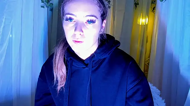 Lioneass online show from December 2024 09:03:01 AM