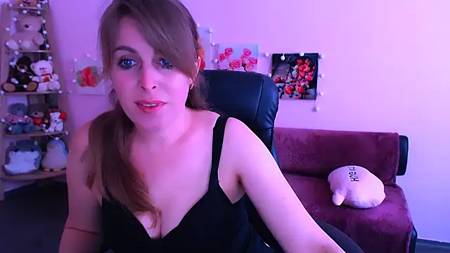 Hot Milady online show from April 2026 07:41:01 AM