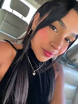 Snapshot of Mariangel_11 chatting on May 2026 02:13:01 PM Mariangel 11 online show from May 2026 02:13:01 PM