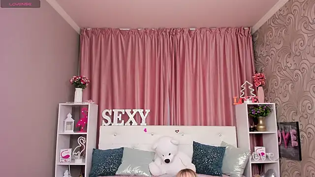 KattyPeachX online show from February 2025 07:29:01 AM