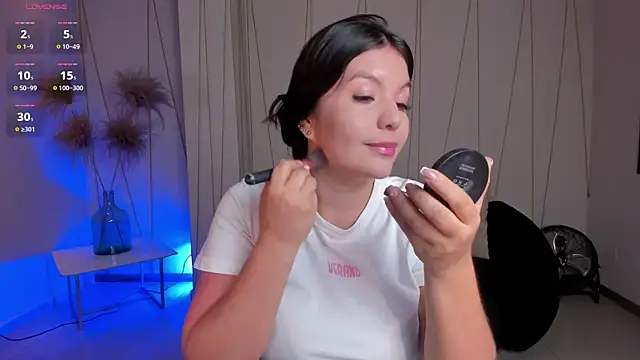 ValeriaRoldanX online show from July 2026 11:36:01 AM