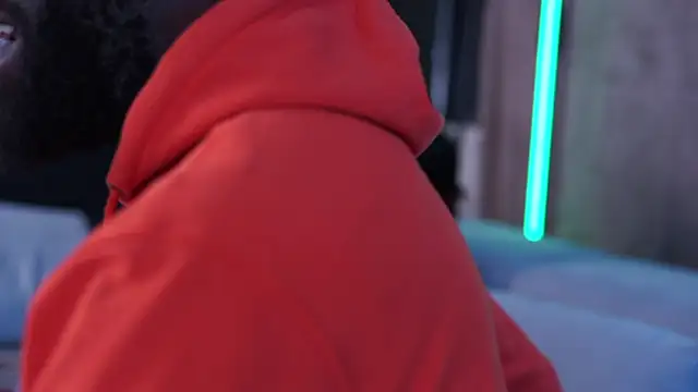 MacTroy online show from December 2024 10:58:01 AM