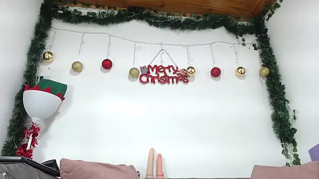 Snapshot of salome_Queenx chatting on January 2025 12:26:02 PM salome Queenx online show from January 2025 12:26:02 PM