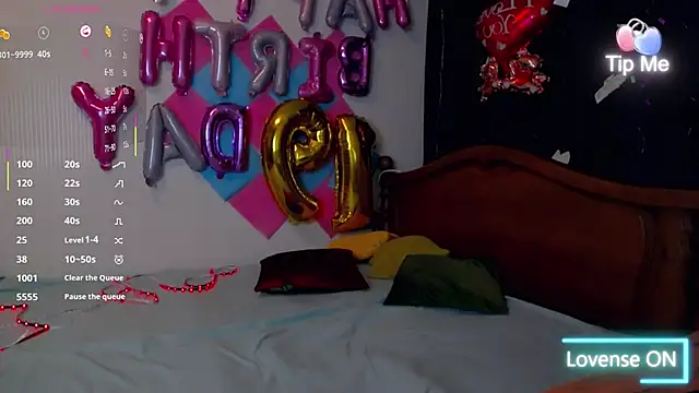 Lillianhot68 online show from February 2025 05:10:02 PM