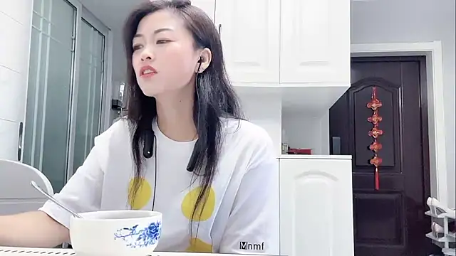 QianF-666 online show from September 2025 12:32:01 AM