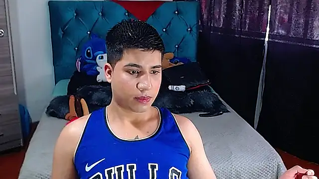 Snapshot of Randy_horny chatting on November 2025 05:59:01 PM Randy horny online show from November 2025 05:59:01 PM