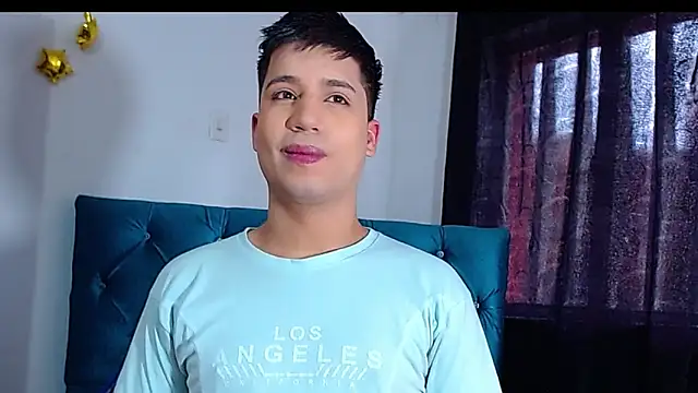 Snapshot of Randy_horny chatting on November 2025 05:03:01 PM Randy horny online show from November 2025 05:03:01 PM