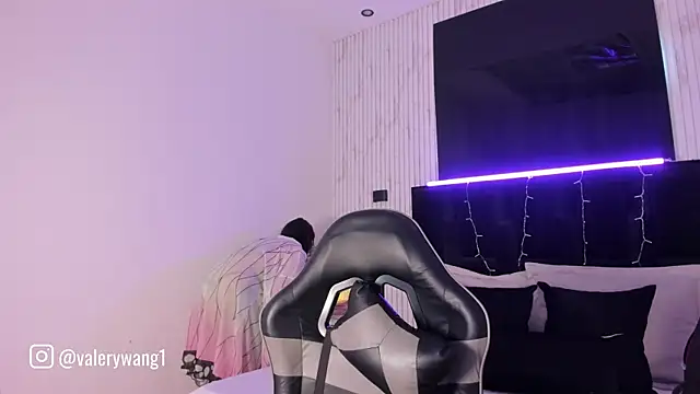 Valery wang online show from September 2025 11:54:02 AM