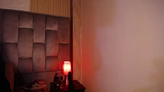 kittyhouse hs online show from February 2025 02:22:02 AM