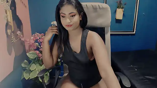 Snapshot of Littleindianmilf chatting on September 2025 09:44:01 AM Littleindianmilf online show from September 2025 09:44:01 AM