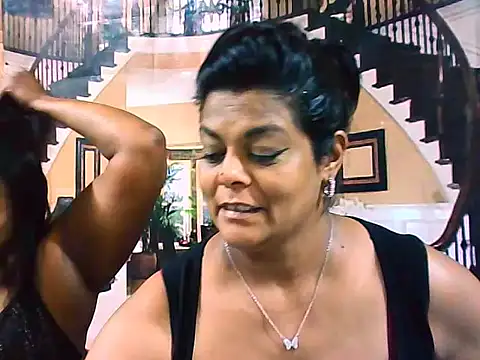 Snapshot of indianCherryPie chatting on October 2025 06:41:02 PM indianCherryPie online show from October 2025 06:41:02 PM