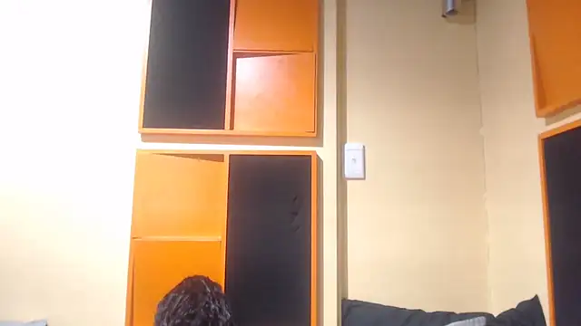 Snapshot of AssSeductress43 chatting on March 2025 03:58:02 AM AssSeductress43 online show from March 2025 03:58:02 AM