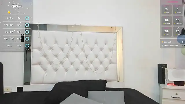 brendamaz online show from December 2025 02:11:01 PM