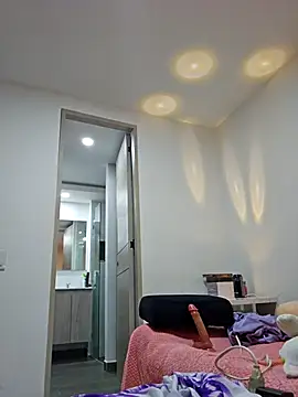 Selena blake online show from February 2025 02:42:02 AM