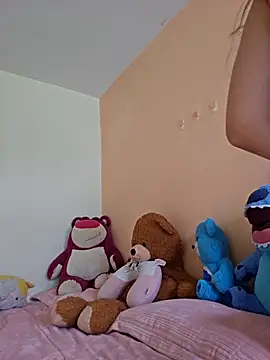 Snapshot of Selena_blake chatting on February 2026 04:57:02 PM Selena blake online show from February 2026 04:57:02 PM