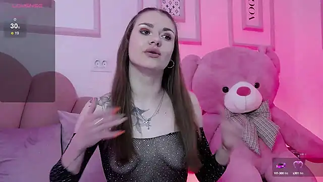 Abby  White online show from February 2025 04:57:01 PM