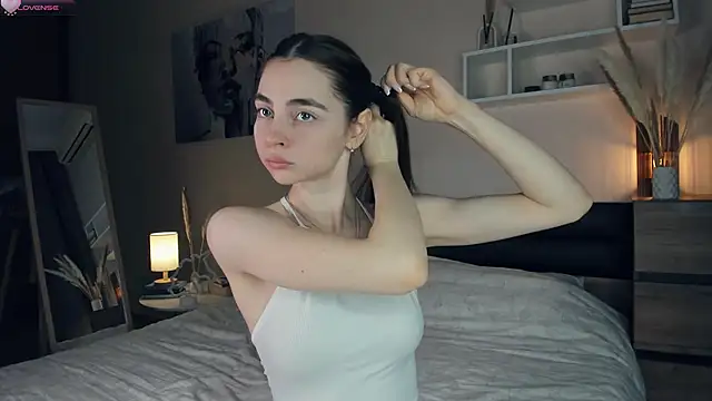 MaryJacksoon online show from January 2025 07:28:02 AM