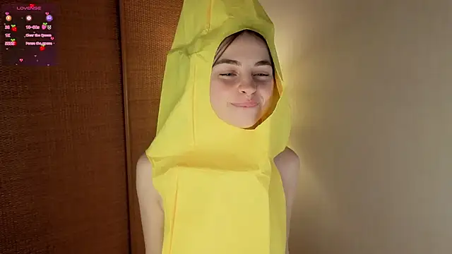 MaryJacksoon online show from October 2025 08:04:02 AM