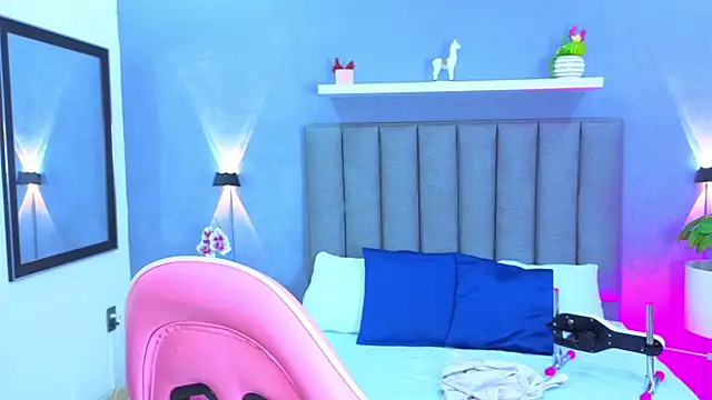 angelica dymond online show from October 2025 12:13:02 PM