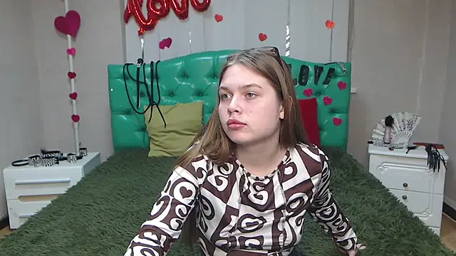 LaraPika online show from March 2025 03:19:01 PM