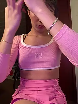 giuliana andrade online show from December 2024 07:49:01 PM