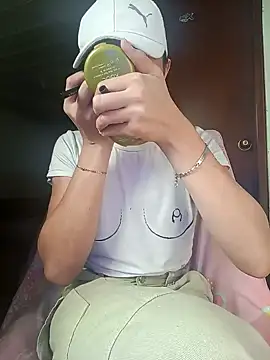 giuliana andrade online show from December 2024 01:28:01 PM