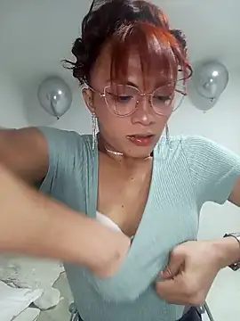 giuliana andrade online show from March 2025 02:30:02 PM