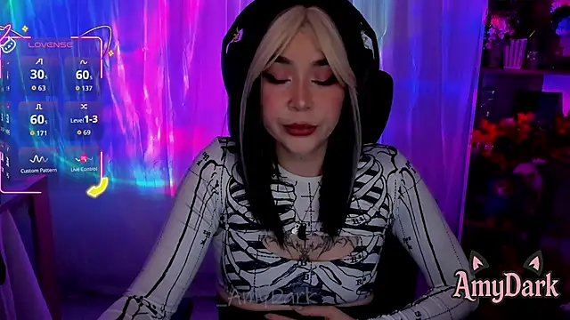 Snapshot of _AmyDark chatting on September 2025 12:01:02 AM AmyDark online show from September 2025 12:01:02 AM