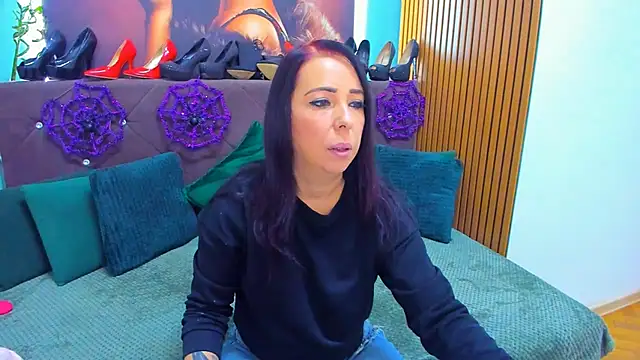 LauraSin online show from October 2025 04:25:02 AM