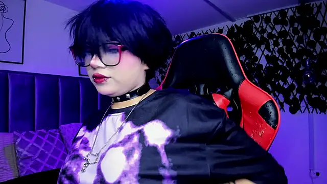 Kitty Gang online show from March 2026 01:33:01 AM