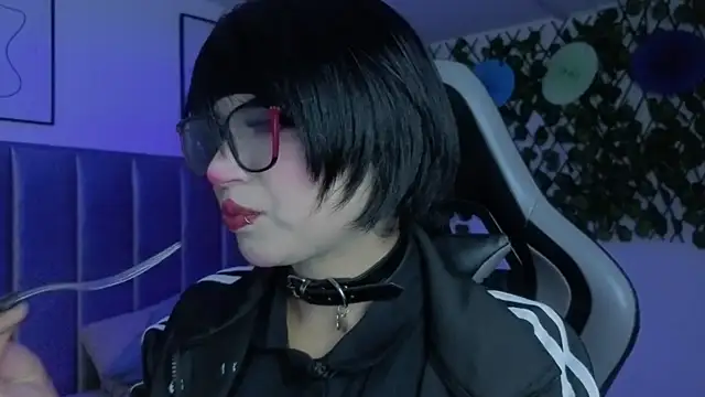 Kitty Gang online show from May 2026 01:56:02 AM