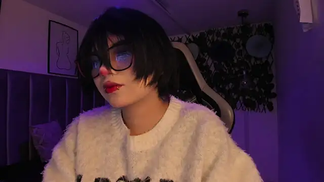 Snapshot of Kitty_Gang chatting on June 2026 01:55:02 AM Kitty Gang online show from June 2026 01:55:02 AM